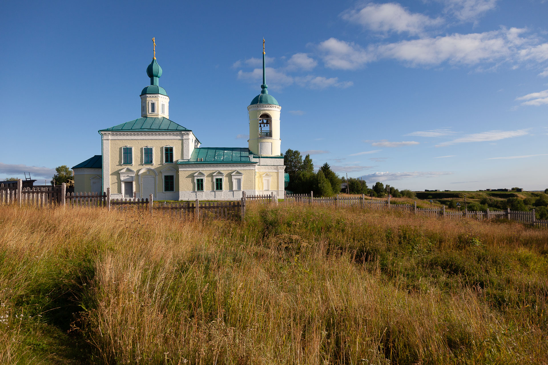 Церковь Успения Пресвятой Богородицы в Лявле. Архангельская область. Фото: © Александр Трофимов. 2011